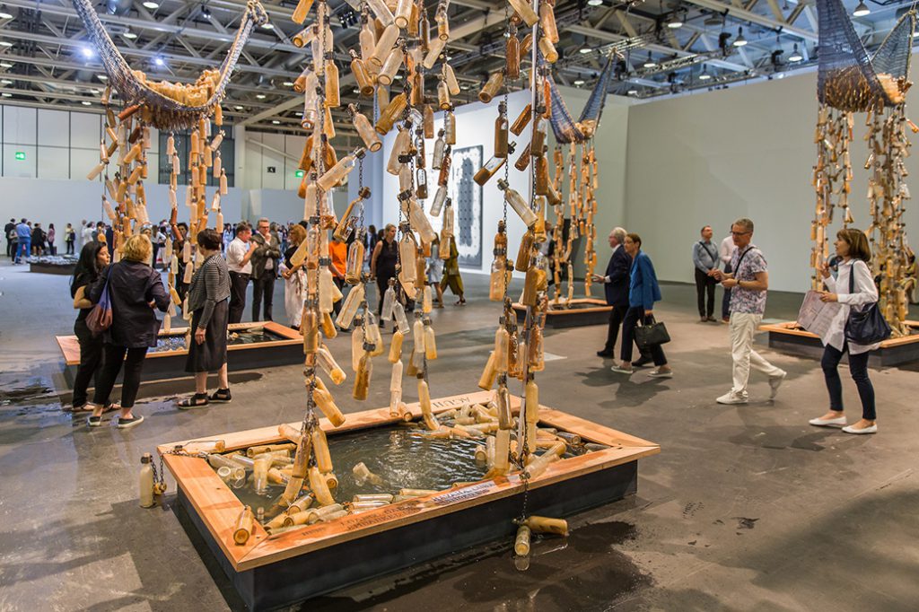 Sue Williamson , « Messages from the Atlantic Passage » (2017). Photo © Art Basel
