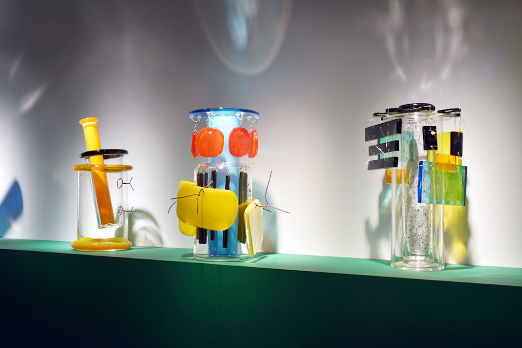 Verreries Ettore Sottsass chez Friedman Benda